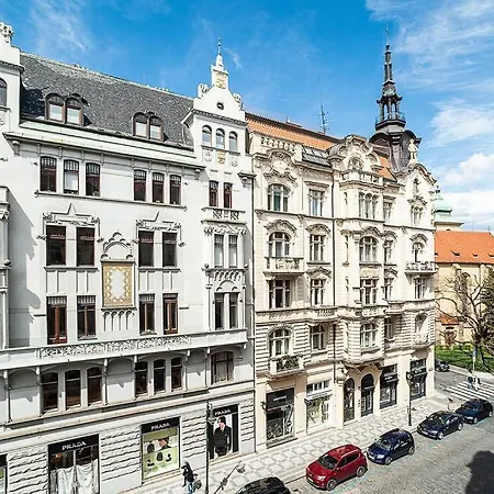 Elegant With Balcony In Parizska Street Apartmán *