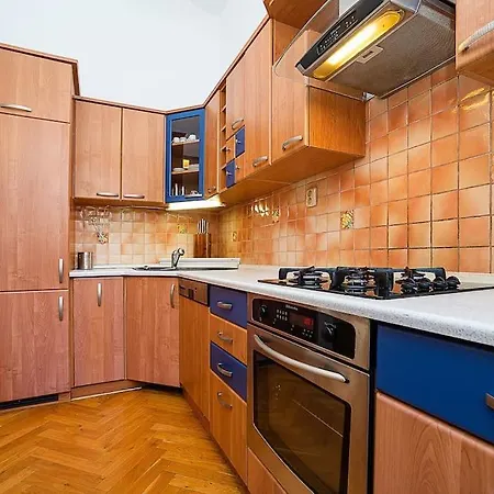Apartmán Elegant With Balcony In Parizska Street